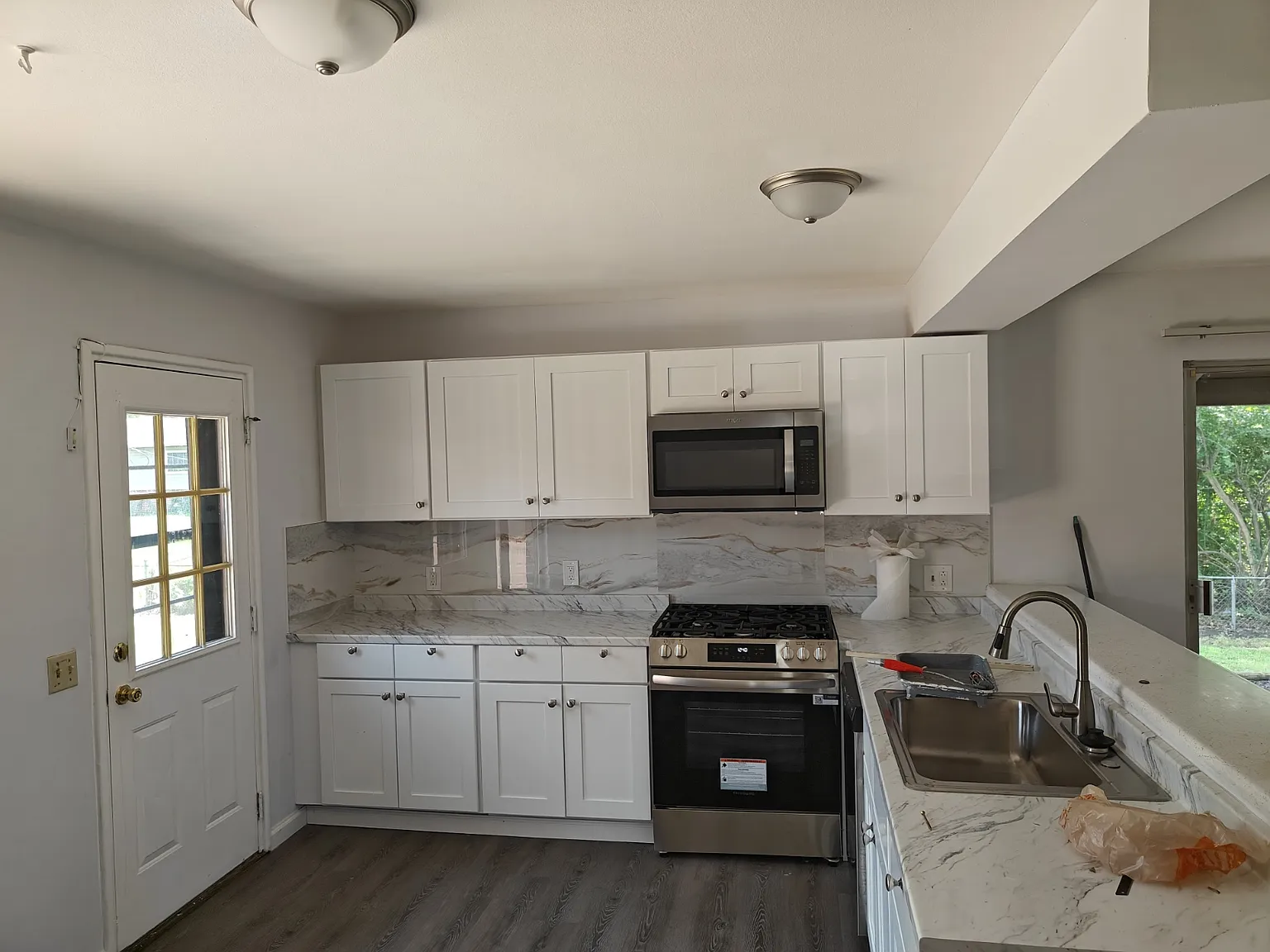 4 bed, 1557 sqft, $2,150 — Photo 2