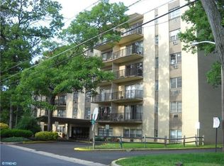 304 Chestnut Pl, Cherry Hill, NJ 08002