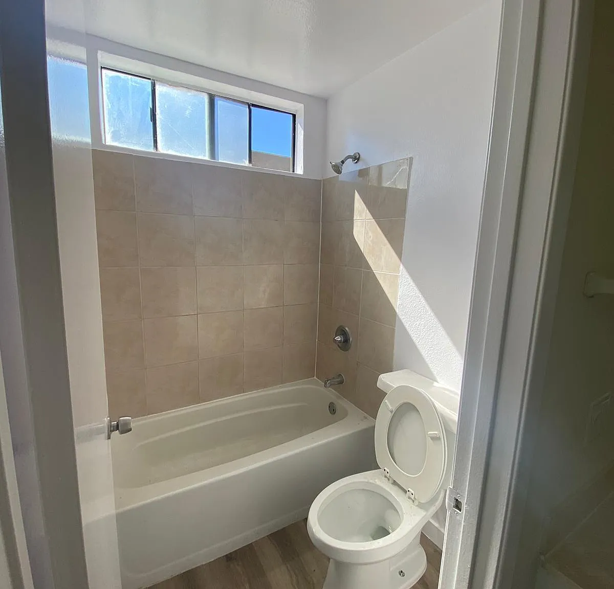20954 Bryant St — Photo 2