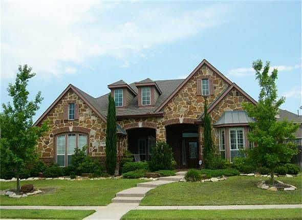 1st image of 901 High Willow Dr