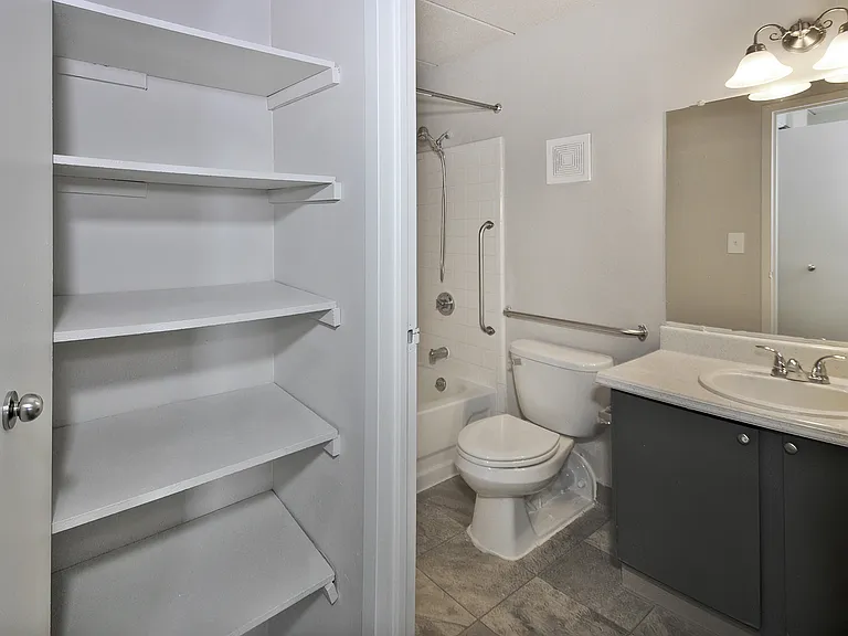 Highland Towers - Senior Living 55+ — Photo 7