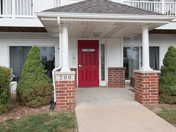 2nd image of 212 Carom Cir