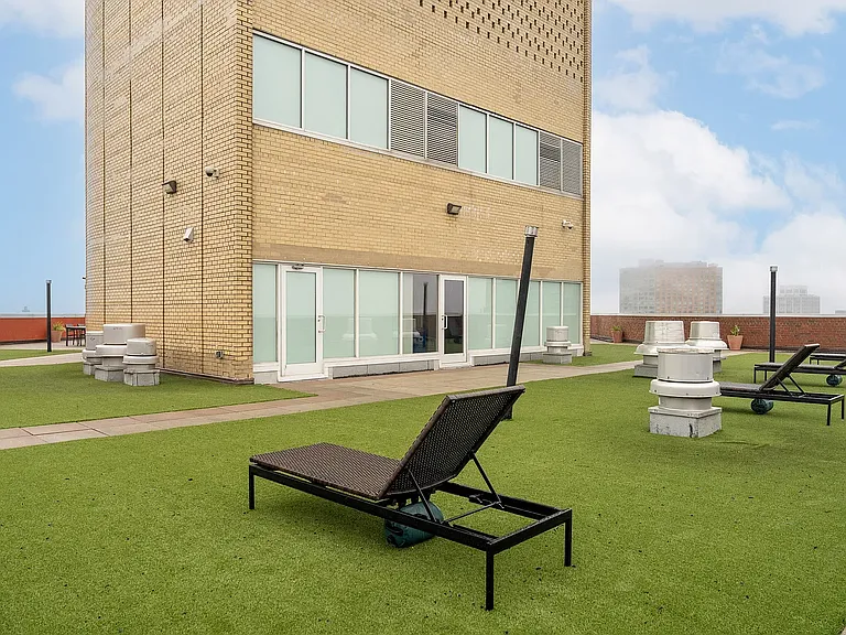 97-45 Queens Blvd #Penthouse 7 — Photo 24