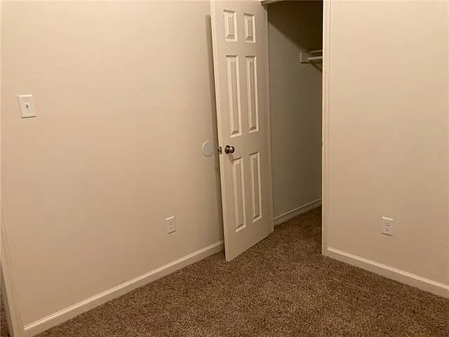 2755 Albany St #D — Photo 15