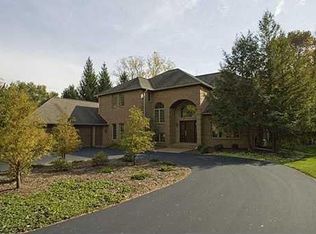 3435 Timberwood Ln, Ann Arbor, MI 48103