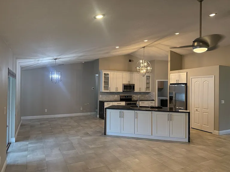 9020 Lake Coventry Ct — Photo 14