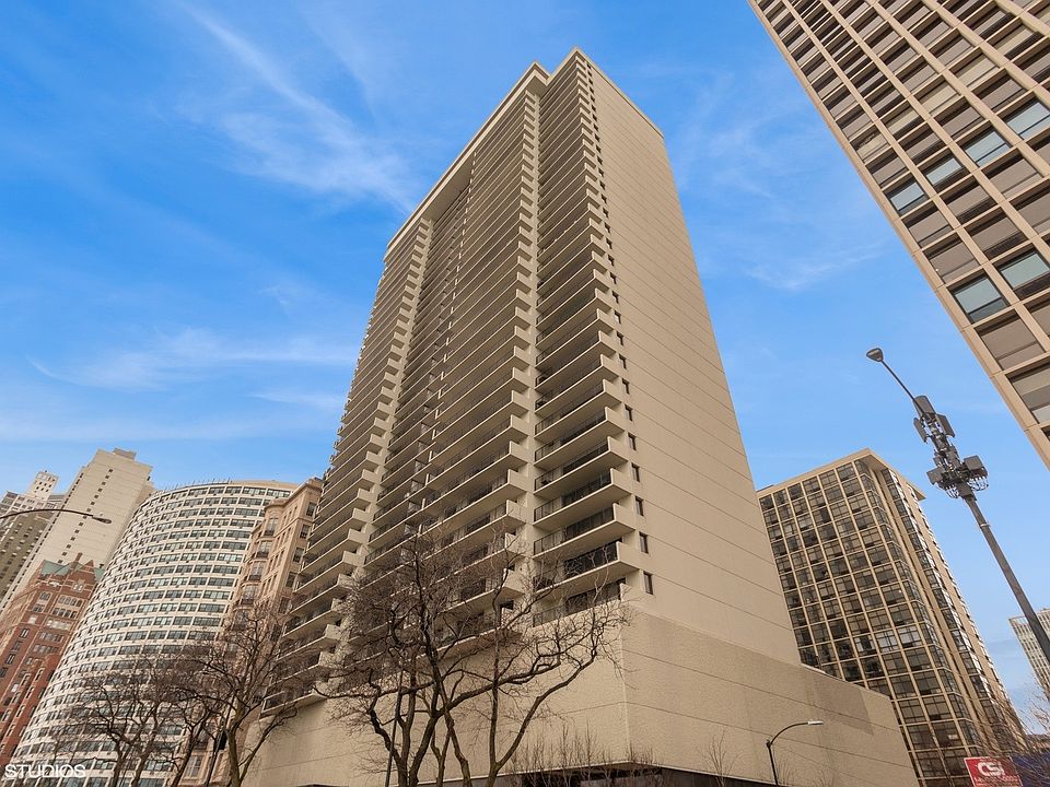 1st image of 1212 N Lake Shore Dr APT 14CS