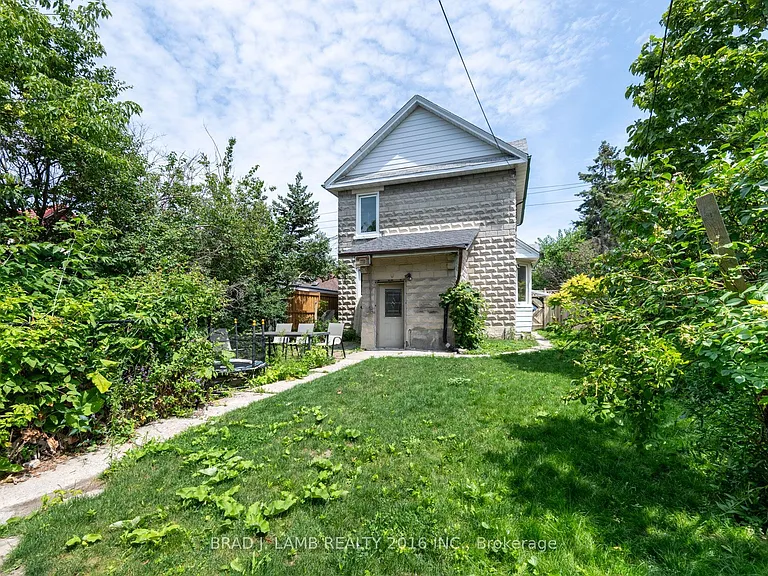 12 Sibley Ave #MAIN AND UPPER — Photo 36