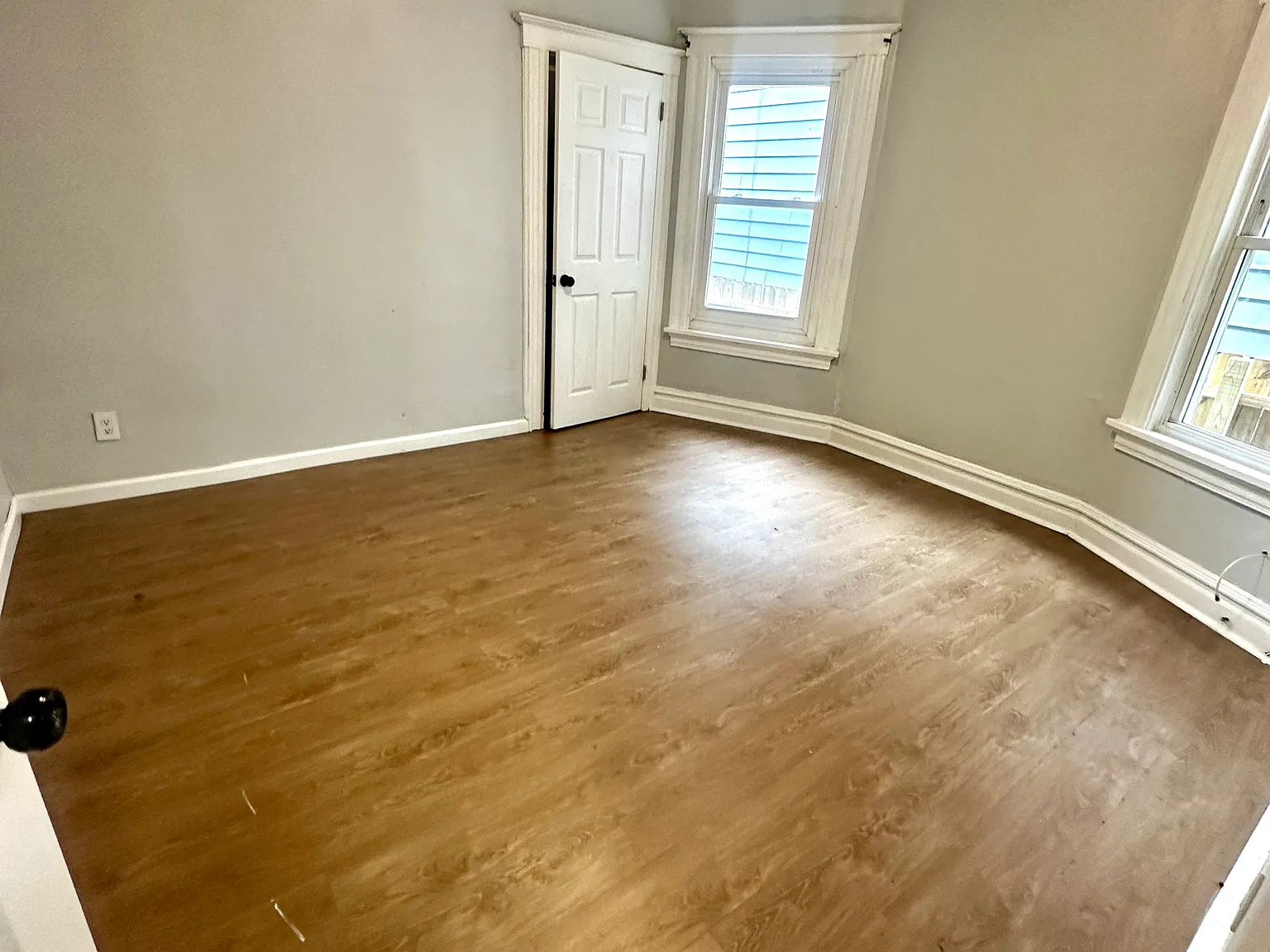 4 bed, 1500 sqft, $2,400 — Photo 4