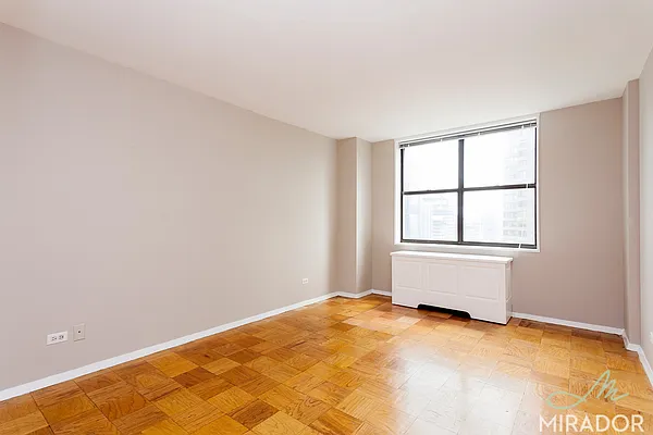 Rented by Mirador Real Estate | media 3