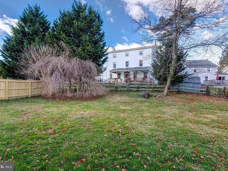 308 Lenox Rd — Photo 30