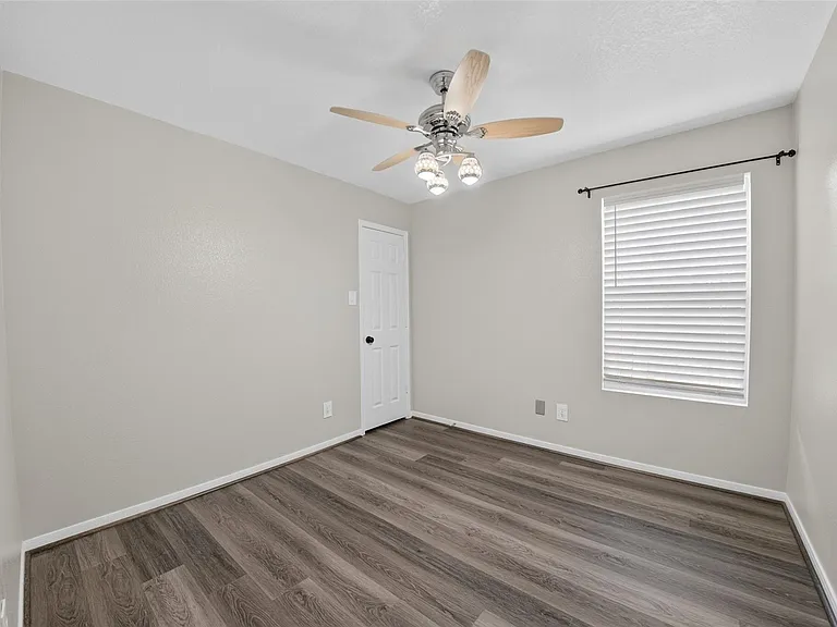 15506 Fir Woods Ln — Photo 15