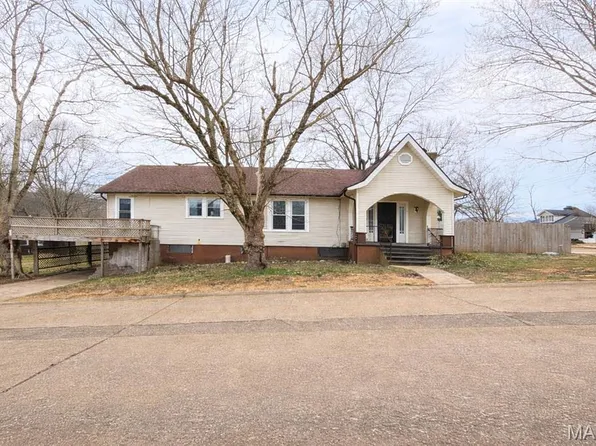 505 Sycamore St, Van Buren, MO 63965