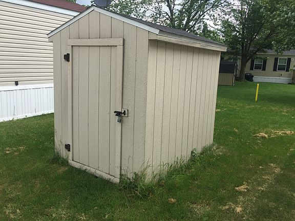 3rd image of 11398 Chalet St