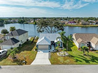 1204 50th St E, Bradenton, FL 34208