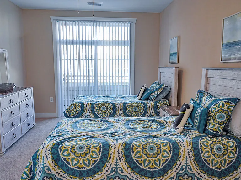 Grand View Luxury Apartments — Photo 8