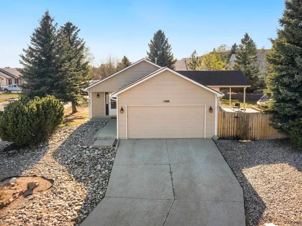 4520 Sullivan St, Cheyenne, WY 82009