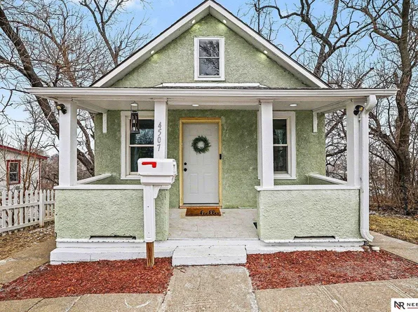 4507 S 15th St, Omaha, NE 68107