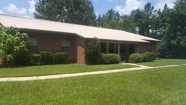 1801 Highway 31 S #1801 — Photo 4