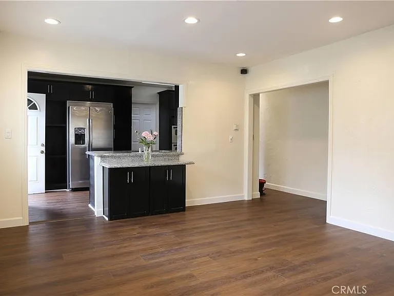 1323 N Cherokee Ave — Photo 7
