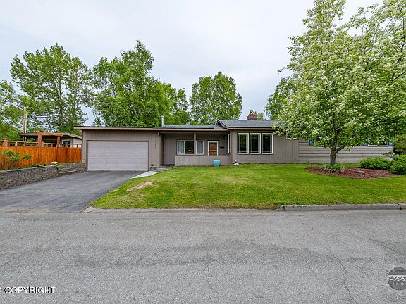 1227 E 27th Ave, Anchorage, AK 99508 | Zillow