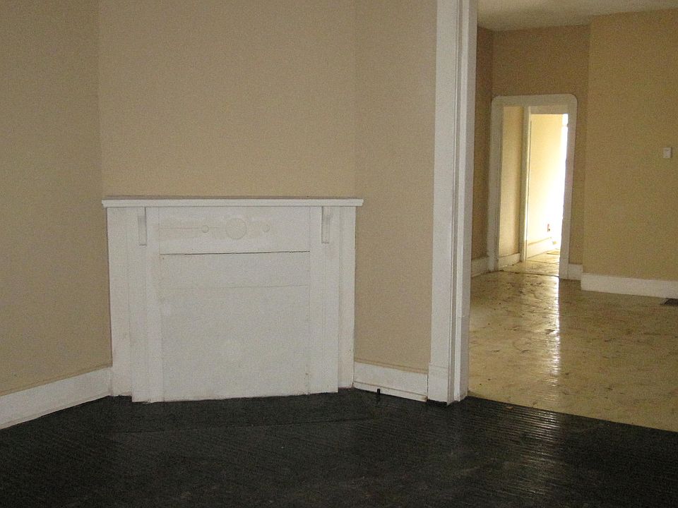Building Photo 3