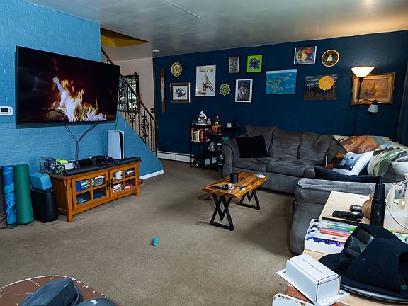 4th image of 8810 Robin Dr APT D