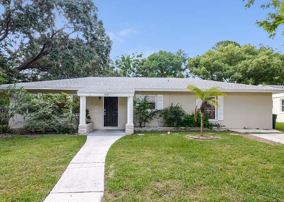1st image of 1655 Santa Anna Dr