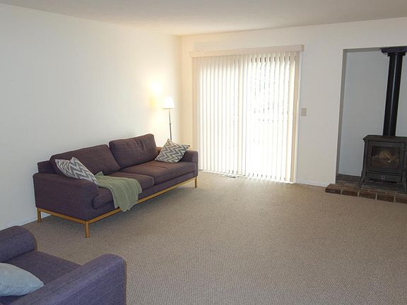 3rd image of 2659 Chatham Woods Dr SE #22