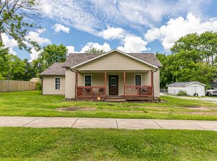 311 E Monroe St, Walnut Grove, MO 65770