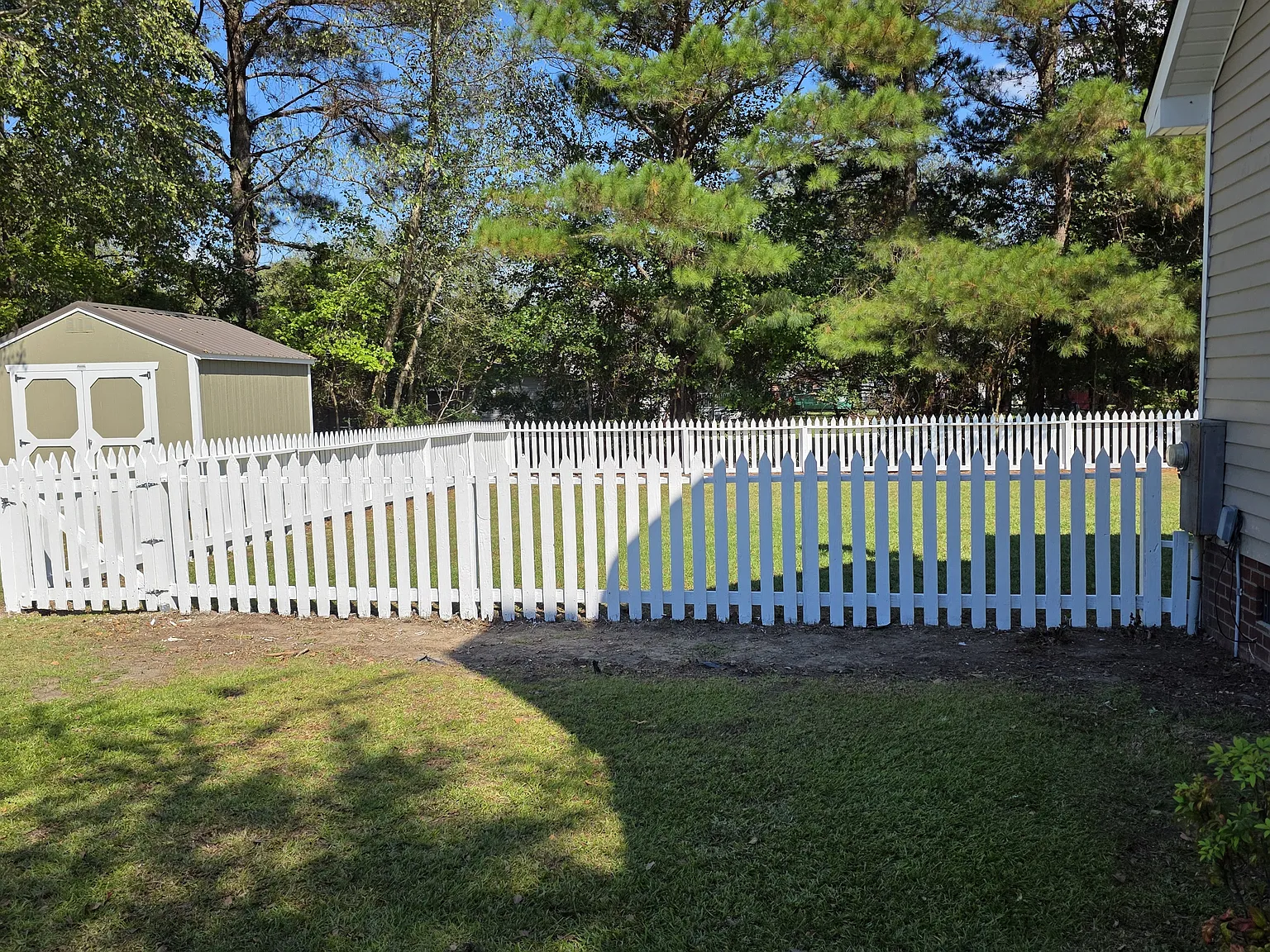 3 bed, 2.5 bath, 1585 sqft, $1,750 — Photo 3
