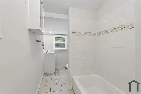 121 Union Ave — Photo 9