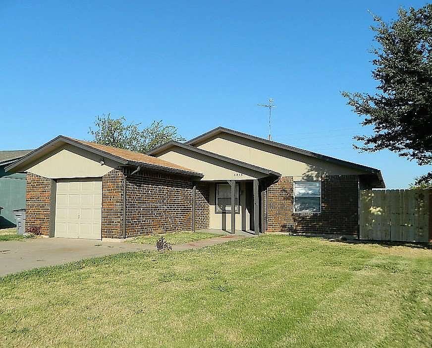 1st image of 3815 SW Rolling Hills Dr