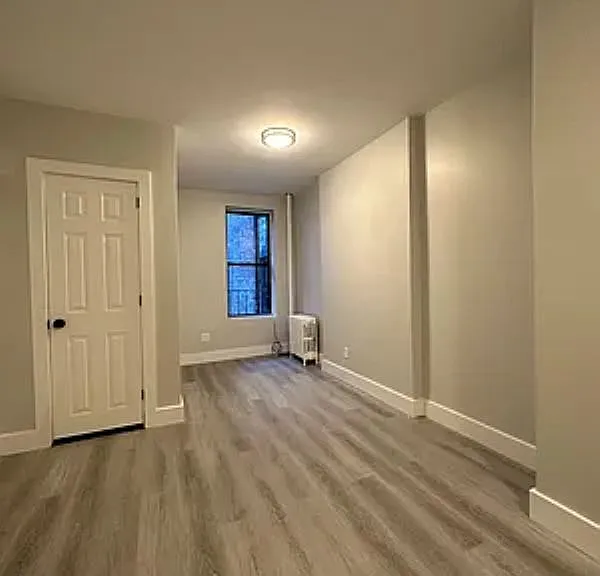 412 W 56th St #8 — Photo 2