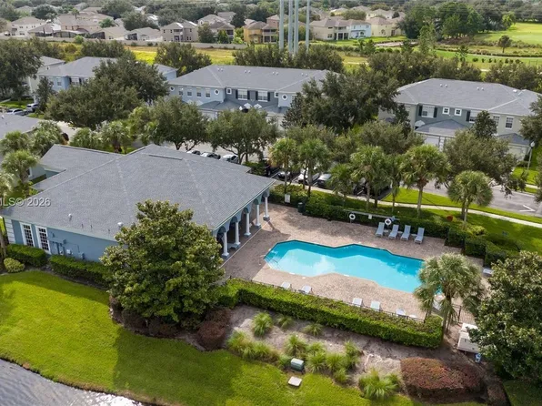 9395 Flowering Cottonwood Rd, Orlando, FL 32832