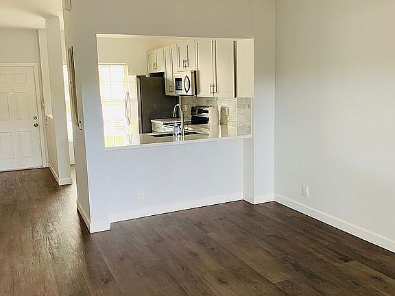 3rd image of 5165 Palmbrooke Cir