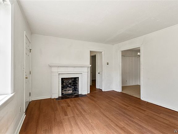 4th image of 2228 Lavera Dr