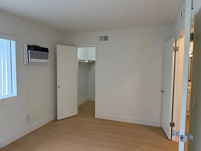 1500 Eastpark Dr #3 — Photo 14