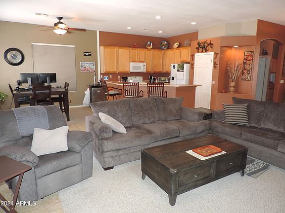 5th image of 10521 E Forge Avenue