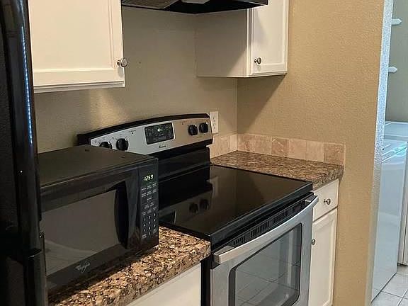 4th image of 17401 Red Oak Dr #K98