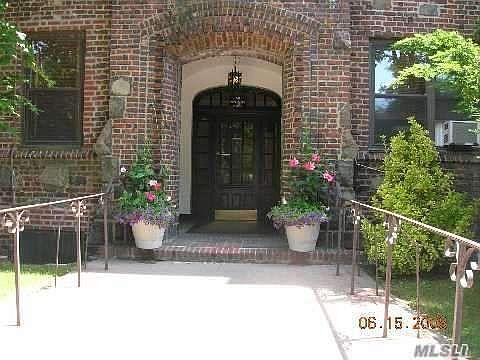 2nd image of 141 Wyckoff Pl APT 2F