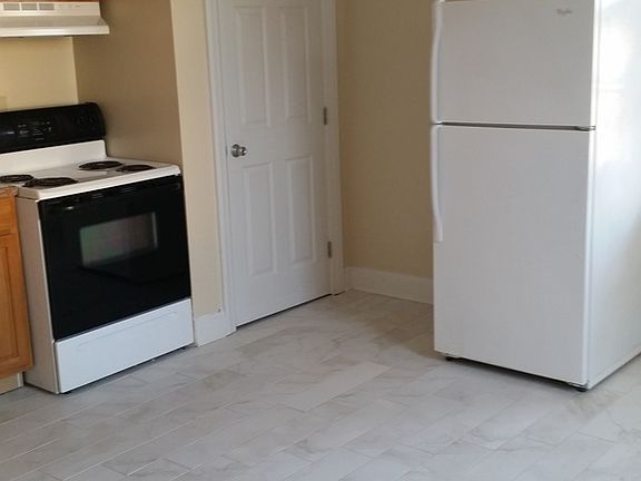 2nd image of 555 Milton St APT 857