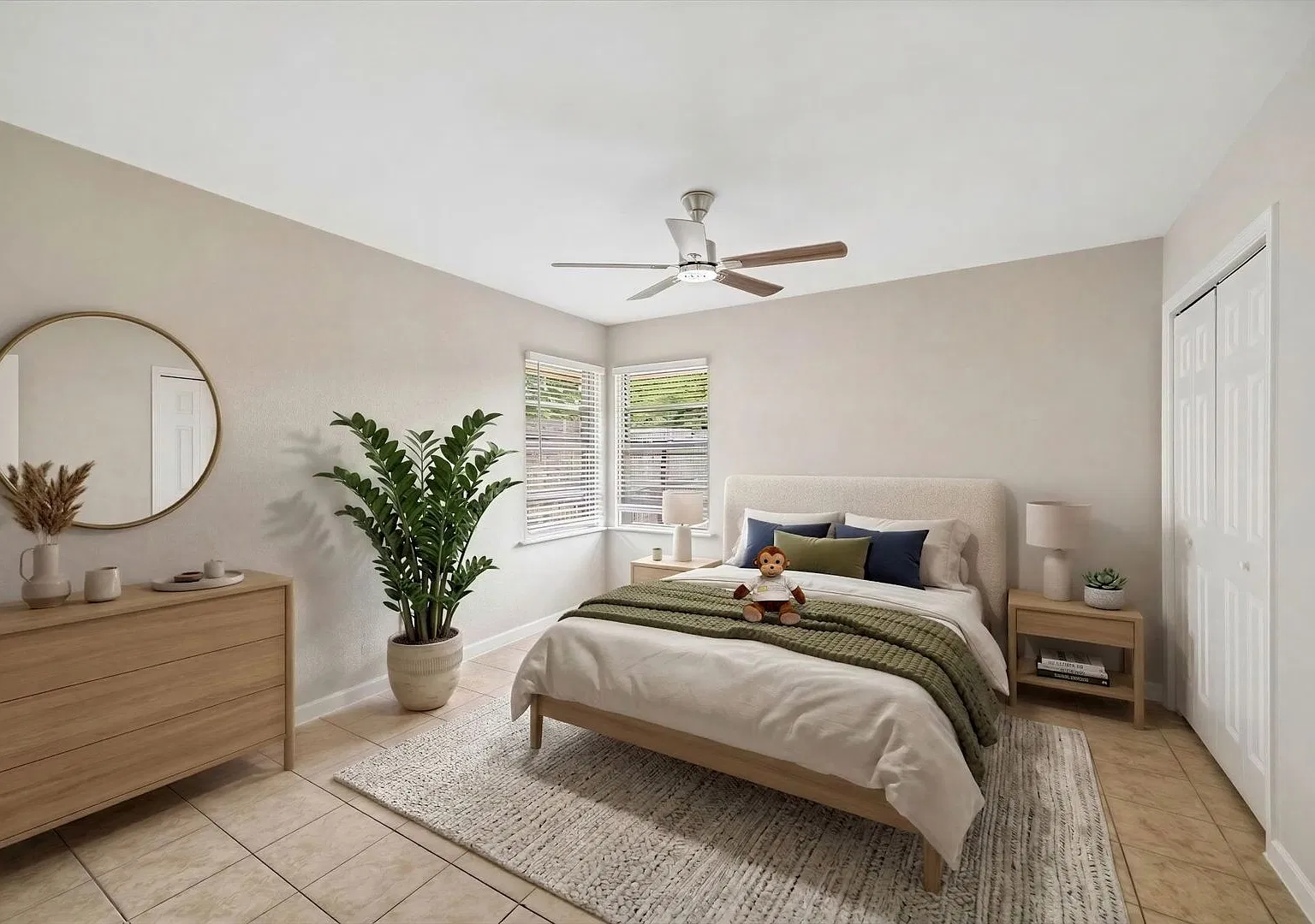 Move-in Ready Home in Hobby Area for Lease! — Photo 4