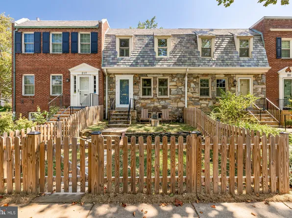 215 Commonwealth Ave, Alexandria, VA 22301