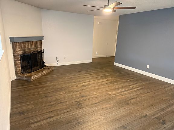 4th image of 701 Pickwick Ln