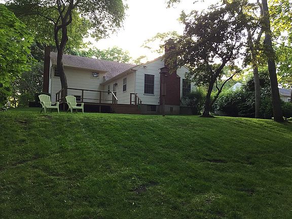 5th image of 263 Swan Lake Dr