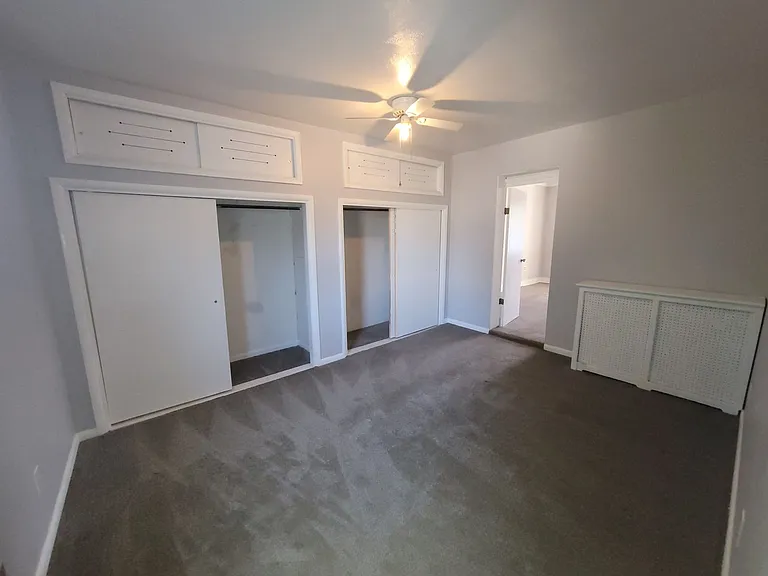 114 Thompson St — Photo 10