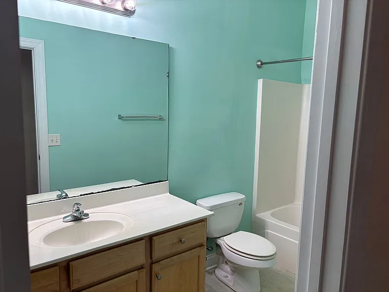 2073 Silvercrest Dr #A — Photo 11