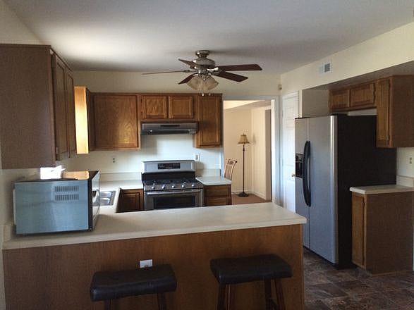 2nd image of 302 S Harrison St