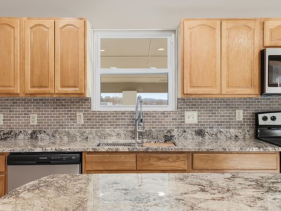 3rd image of 2900 Highway 11w S